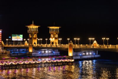 Stanley Bridge Bridge in Alexandria at night